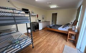 Turn-In Motel